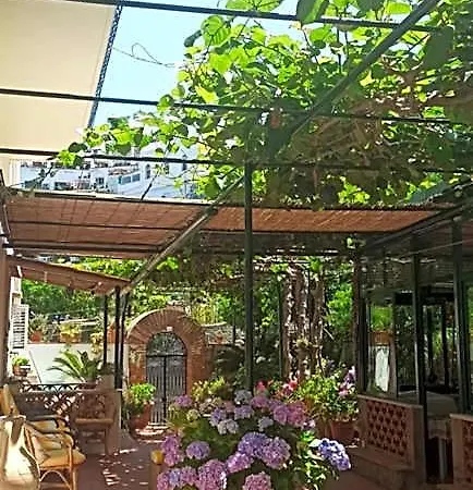 Frühstückspension Dei Fiori 3*
