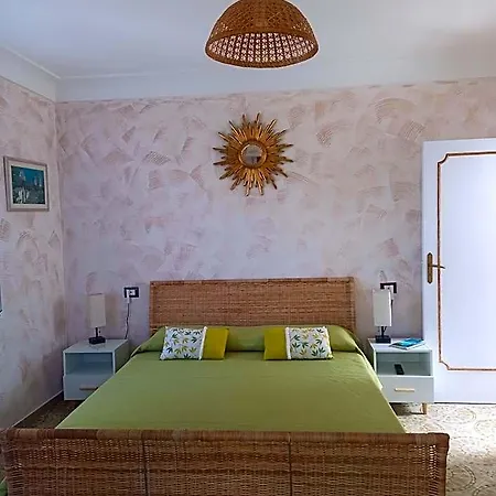 Dei Fiori Bed & Breakfast 3*